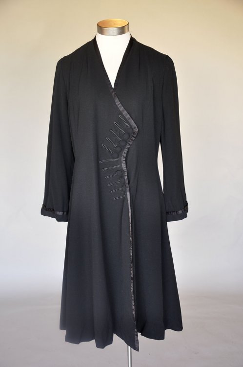 Victorian? Coat? | Vintage Fashion Guild Forums