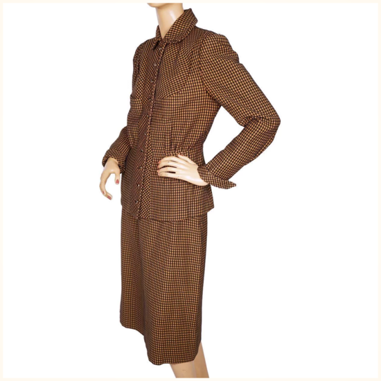 Vintage-1940s-Ladies-Skirt-Suit-Checked.png