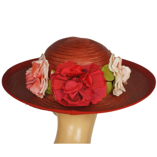 Vintage-1940s-Red-Straw-Hat-Wide.png