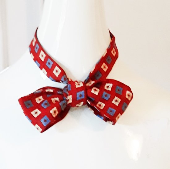 vintage bow tie,silk,red,self tie.1940s.anothertimevintageapparel.jpg