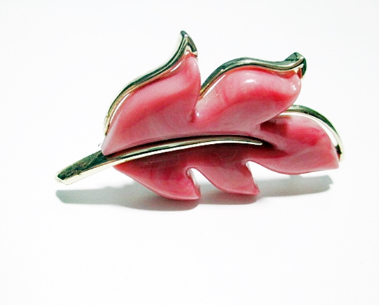 vtg-60s-stylized-pink-leaf-pin-signed-pink-blush-fall-jewelry-anothertimevintageapparel.JPG