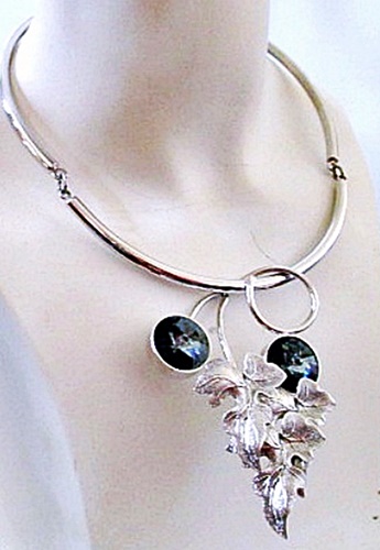 whiting and davis grape vintage necklace.jpg