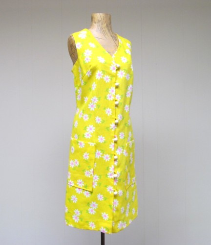 yellow daisy dress small.jpg
