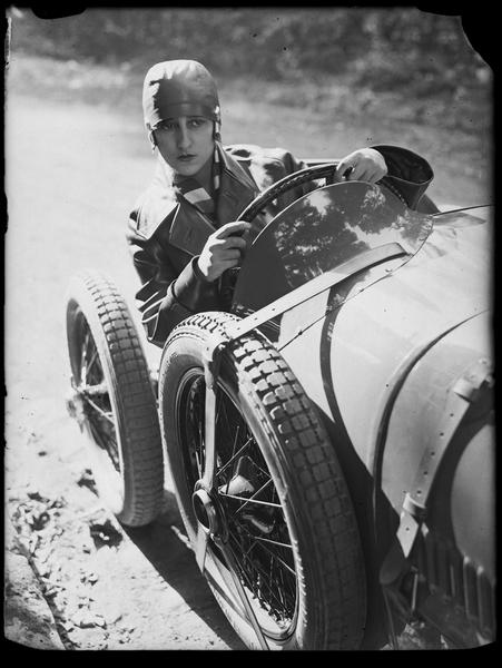 Young woman driving a sports car, 1928 (André Kertész).jpg