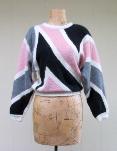 zigzag sweater sm.jpg